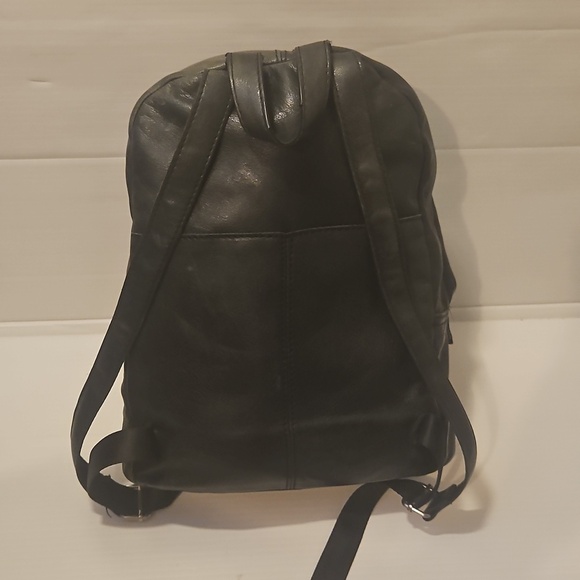 American Leather Co. Large Army Green Genuine Leather Backpack main image 14